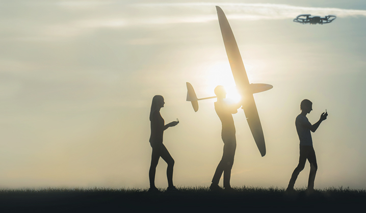 VGTU AGAI kviečia: pirmasis Lietuvoje nemokamas Dronų festivalis